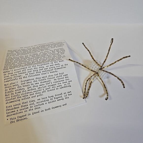 Legend of the Christmas Spider Beaded Spider White Gold 4" with print out - Picture 2 of 3